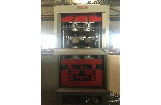 400 high-stroke vat plastic molding machine